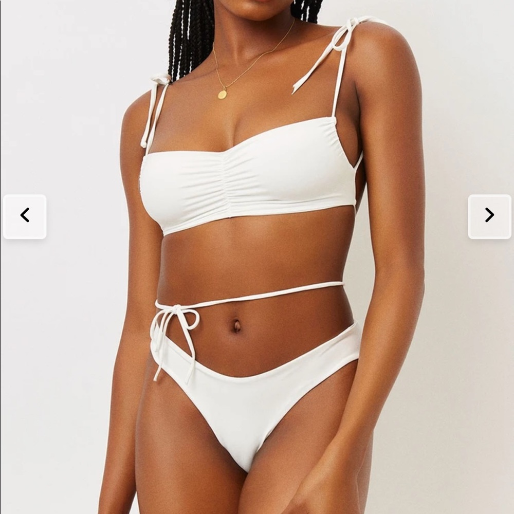 Frankie’s bikini foxy string set